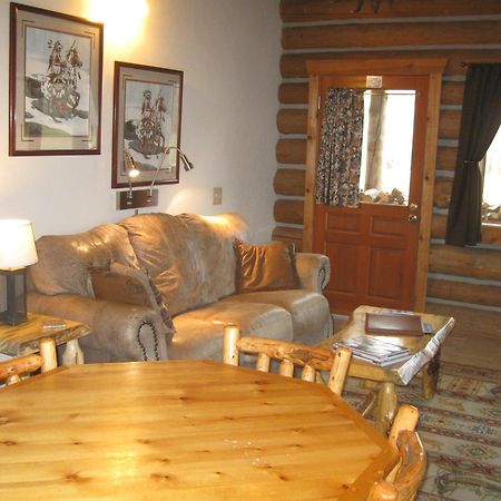 Rye Creek Lodge Darby Zewnętrze zdjęcie